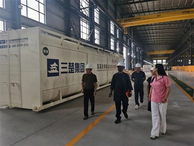 Arbeide sammen til gjensidig nytte|Kunder fra Kasakhstan og Nigeria besøker A...